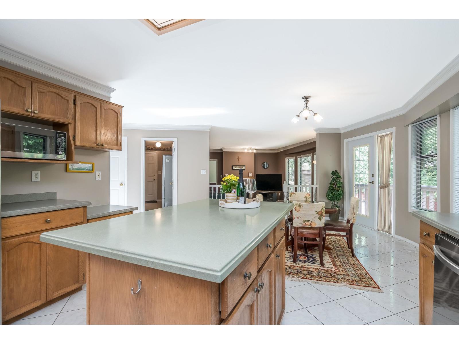 16675 Mapletree Close, Surrey, British Columbia  V4N 1V9 - Photo 18 - R3033185