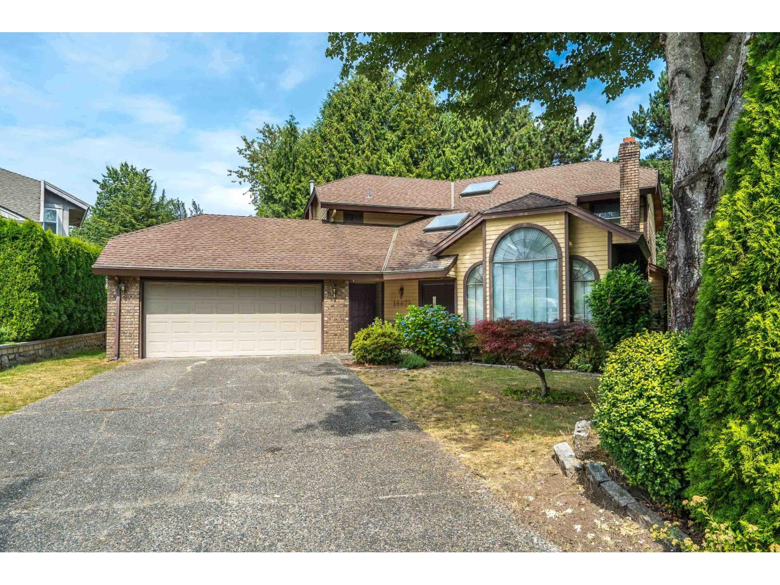 16675 Mapletree Close, Surrey, British Columbia  V4N 1V9 - Photo 1 - R3033185