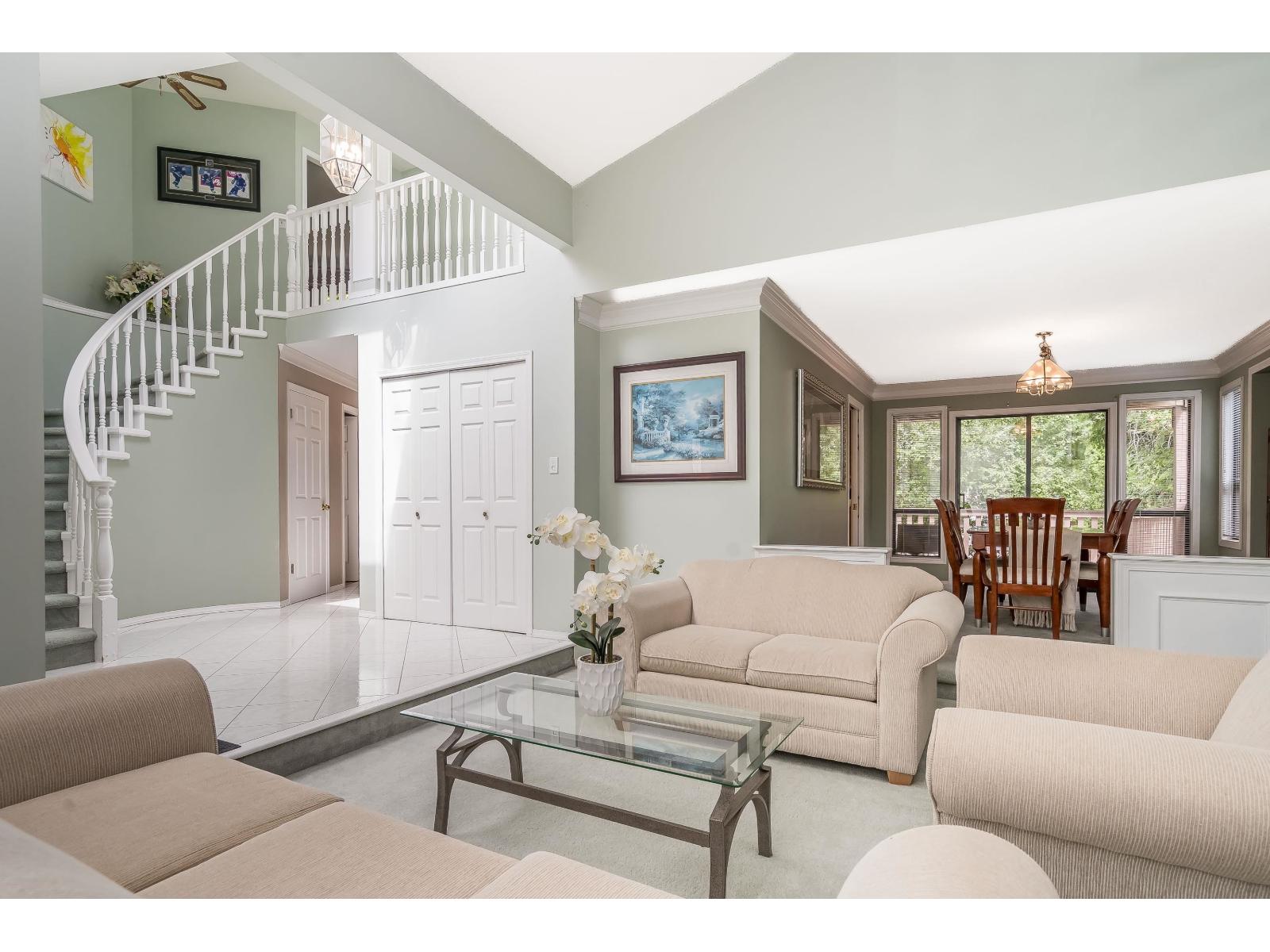 16675 Mapletree Close, Surrey, British Columbia  V4N 1V9 - Photo 9 - R3033185