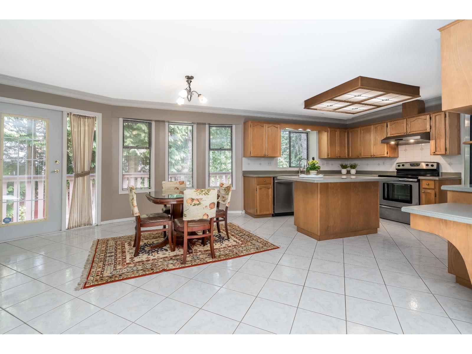 16675 Mapletree Close, Surrey, British Columbia  V4N 1V9 - Photo 17 - R3033185