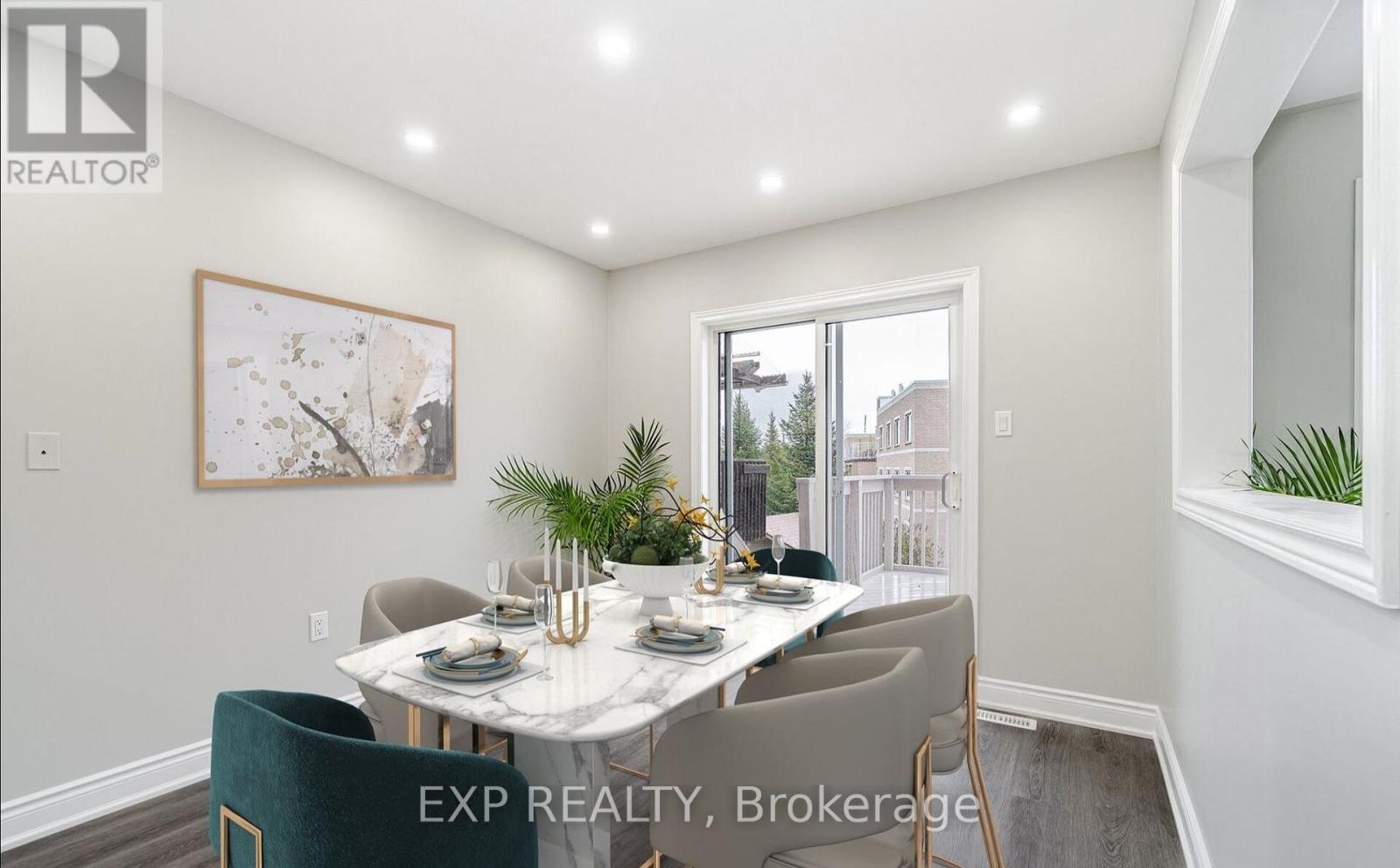 15 Lynn Street, Bradford West Gwillimbury, Ontario  L3Z 0B2 - Photo 17 - N12328870