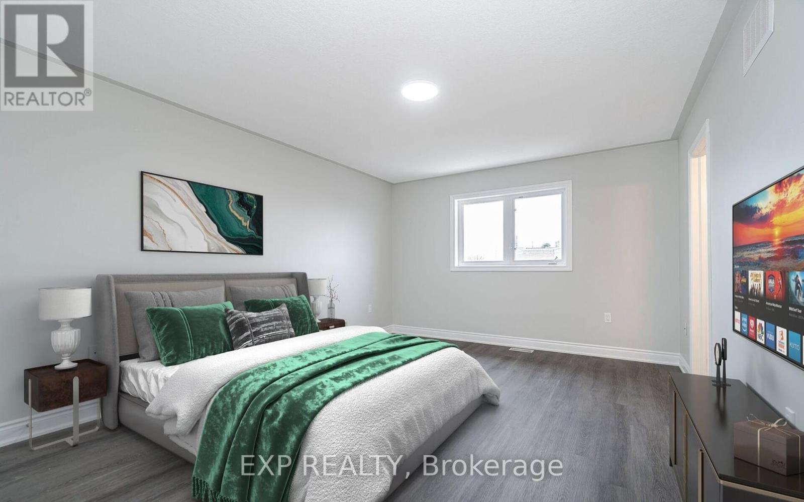 15 Lynn Street, Bradford West Gwillimbury, Ontario  L3Z 0B2 - Photo 23 - N12328870