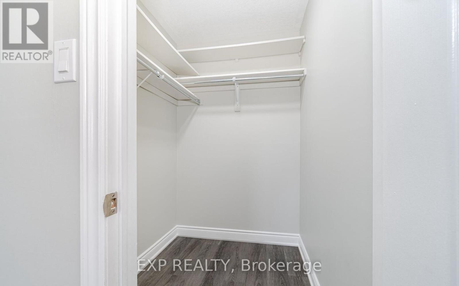 15 Lynn Street, Bradford West Gwillimbury, Ontario  L3Z 0B2 - Photo 26 - N12328870