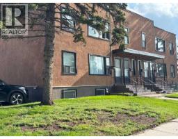 106 26 Avenue NW Tuxedo Park