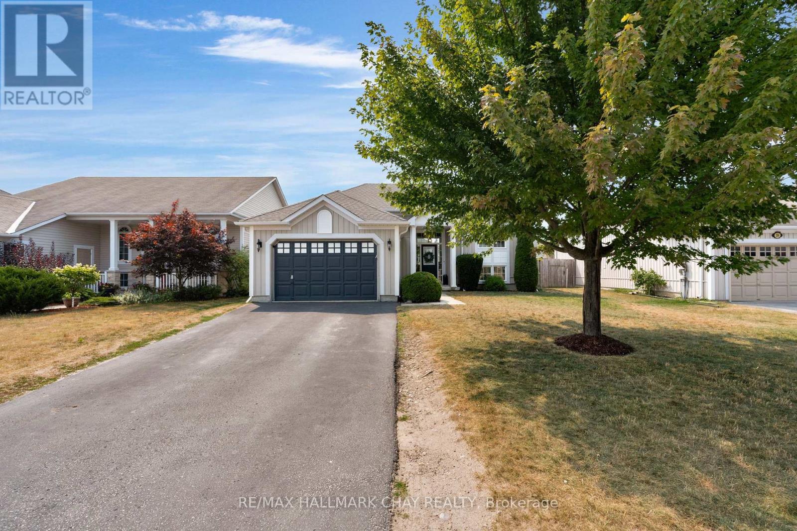 Property at 204 FOREST CRESCENT image 3