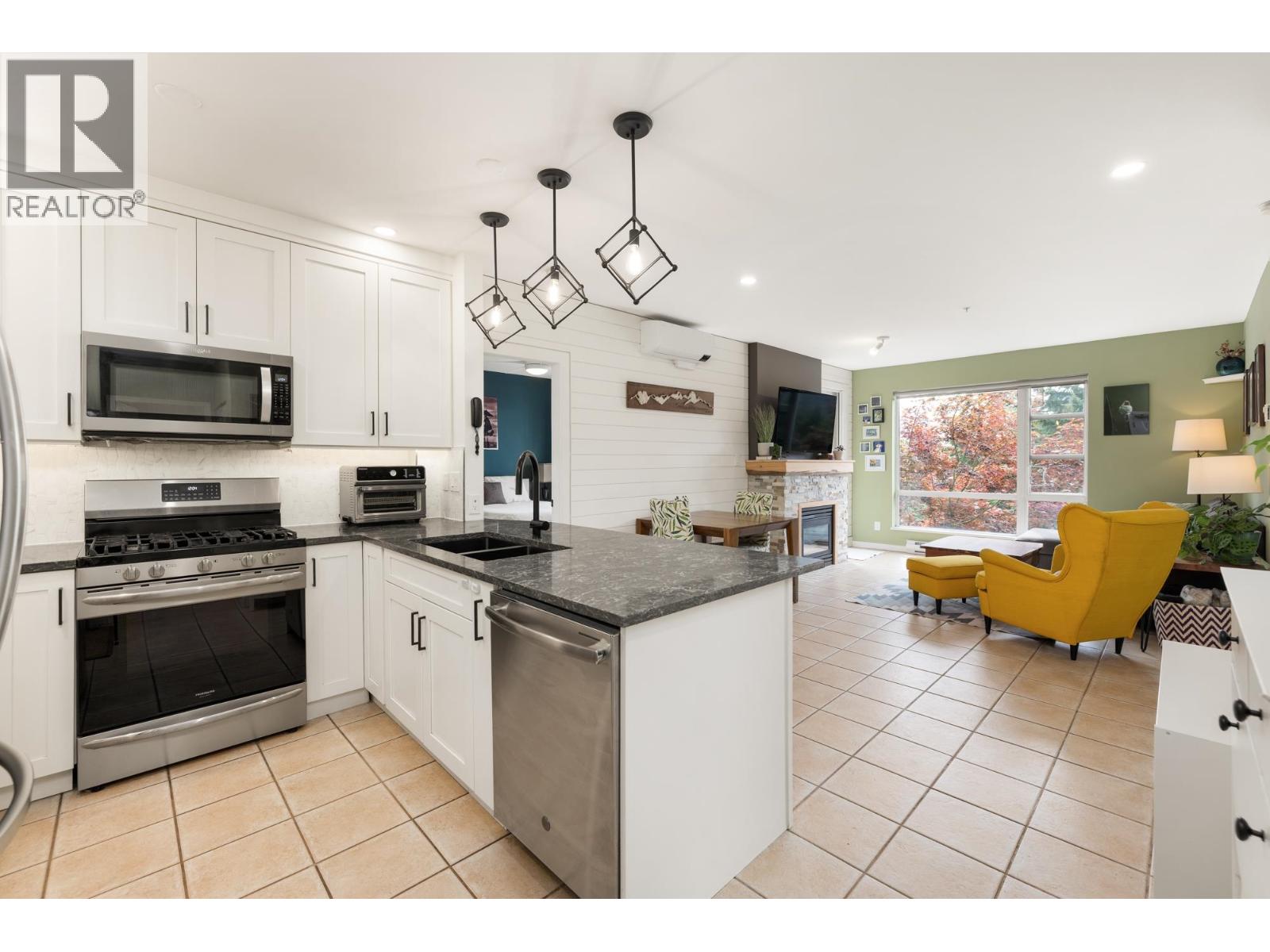 219 3629 Deercrest Drive, North Vancouver, British Columbia  V7G 2S9 - Photo 13 - R3034405