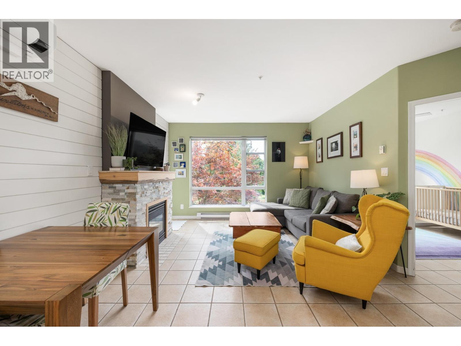 219 3629 Deercrest Drive, North Vancouver, British Columbia  V7G 2S9 - Photo 3 - R3034405