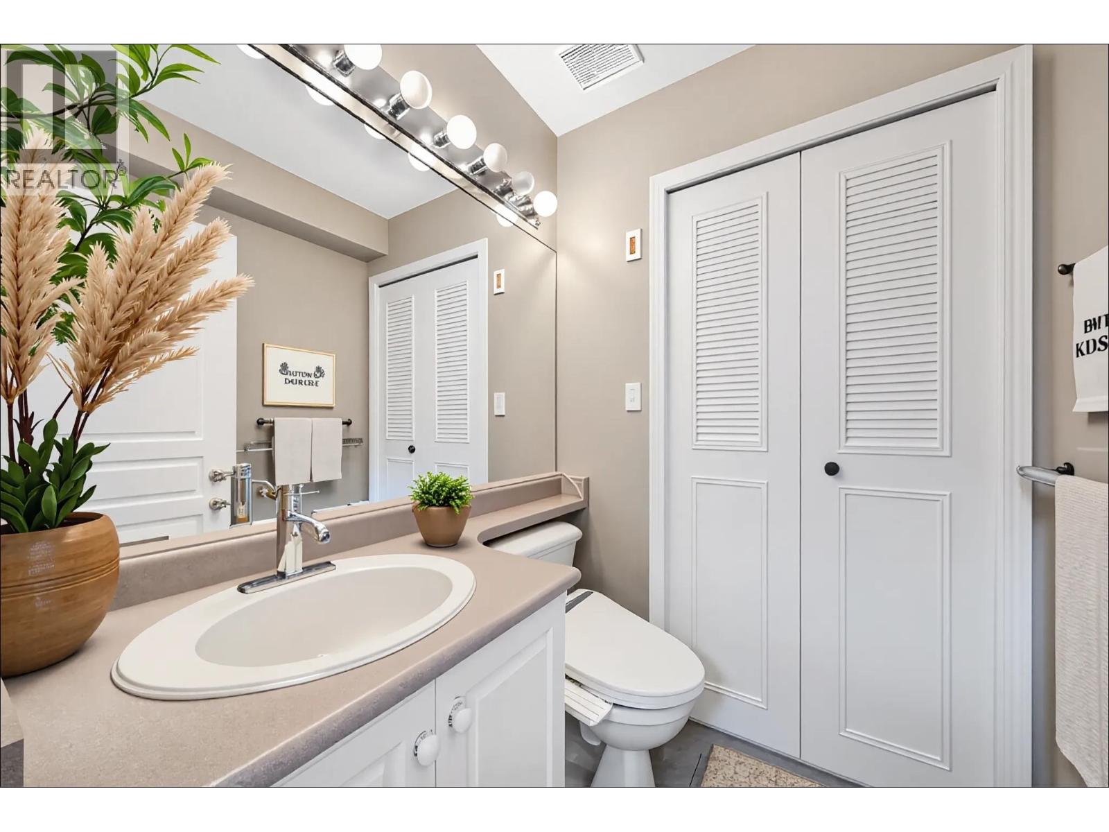 235 W 19th Street, North Vancouver, British Columbia  V7M 1X6 - Photo 14 - R3034450