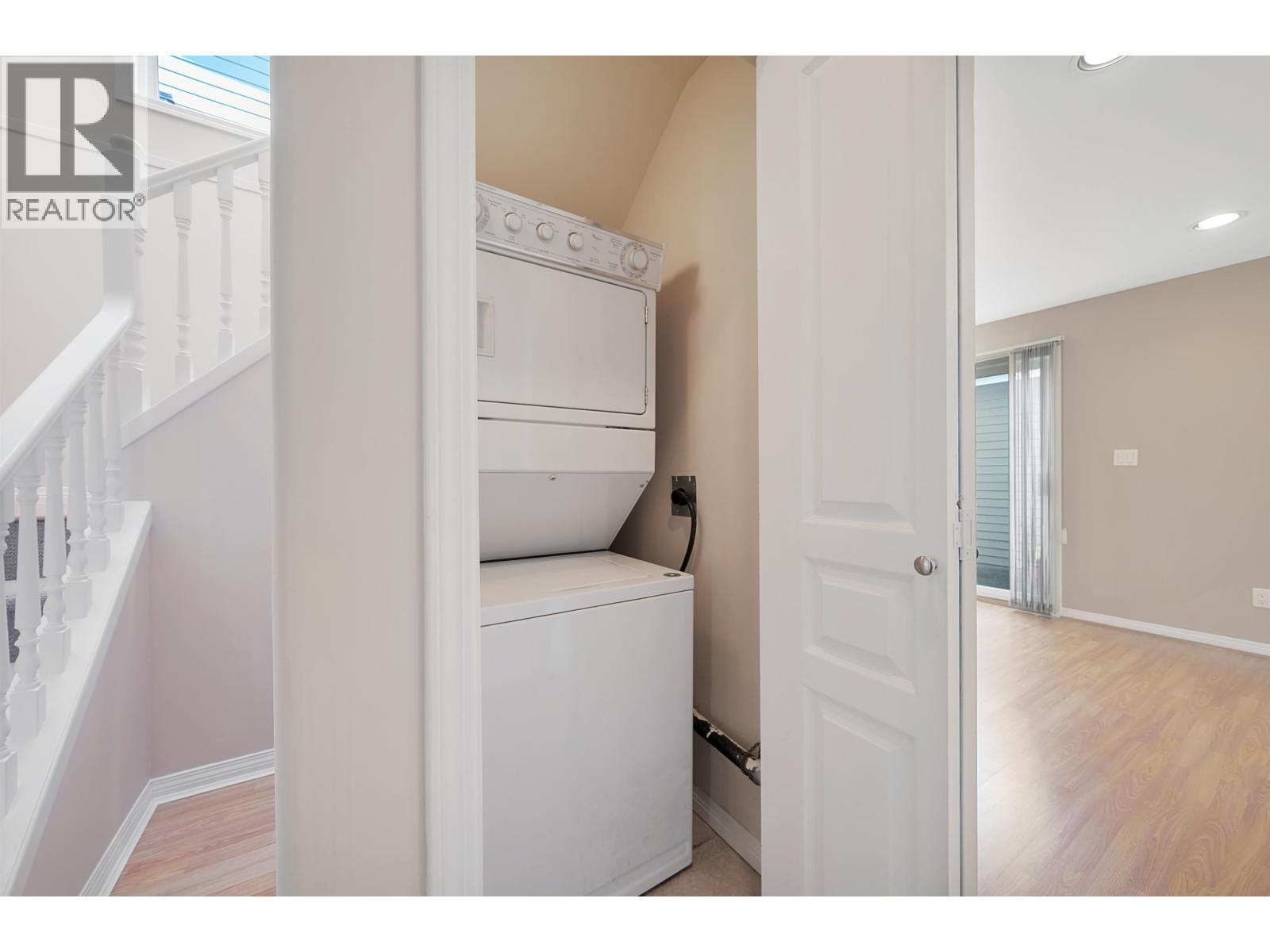 235 W 19th Street, North Vancouver, British Columbia  V7M 1X6 - Photo 15 - R3034450