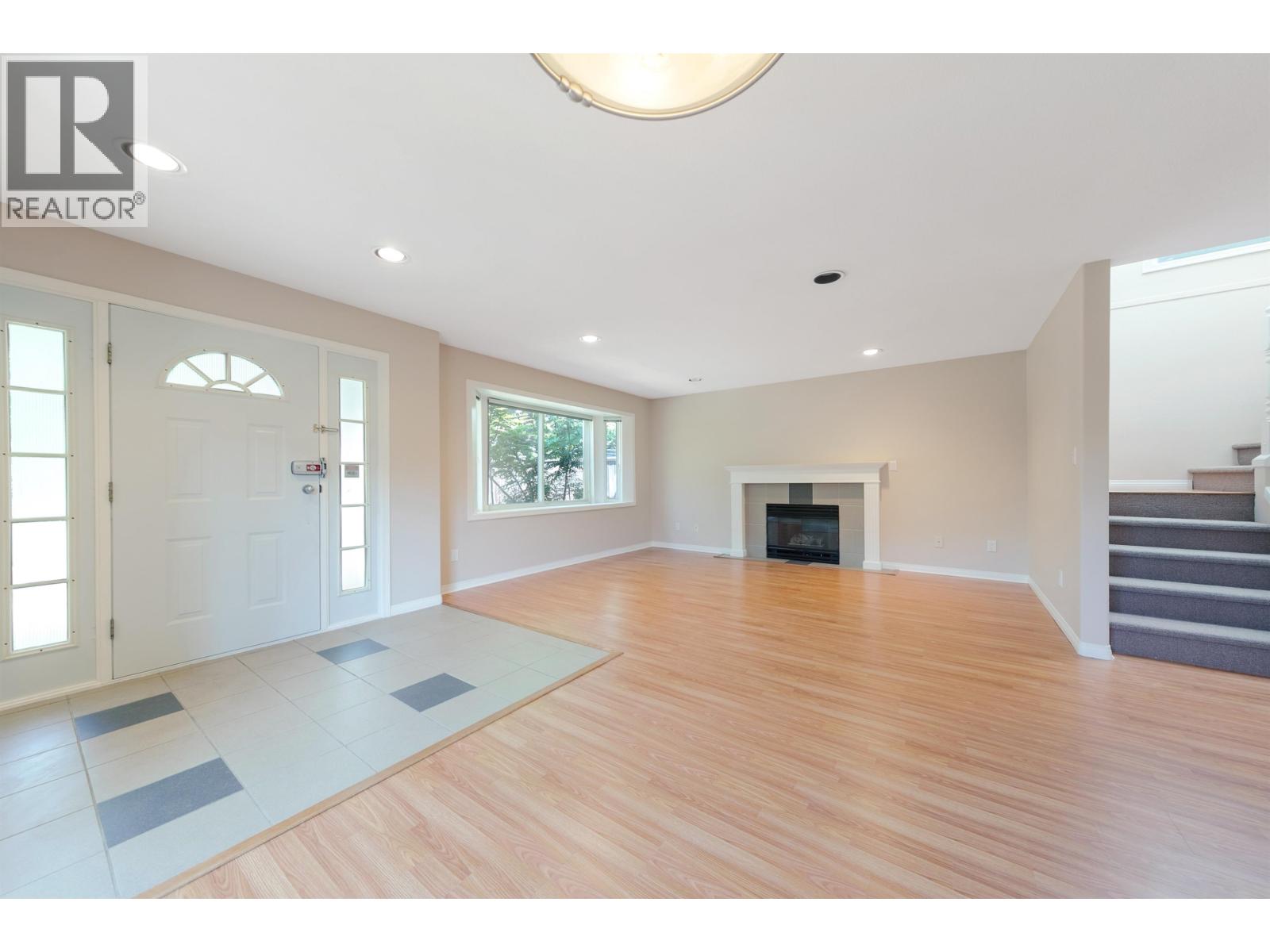 235 W 19th Street, North Vancouver, British Columbia  V7M 1X6 - Photo 16 - R3034450