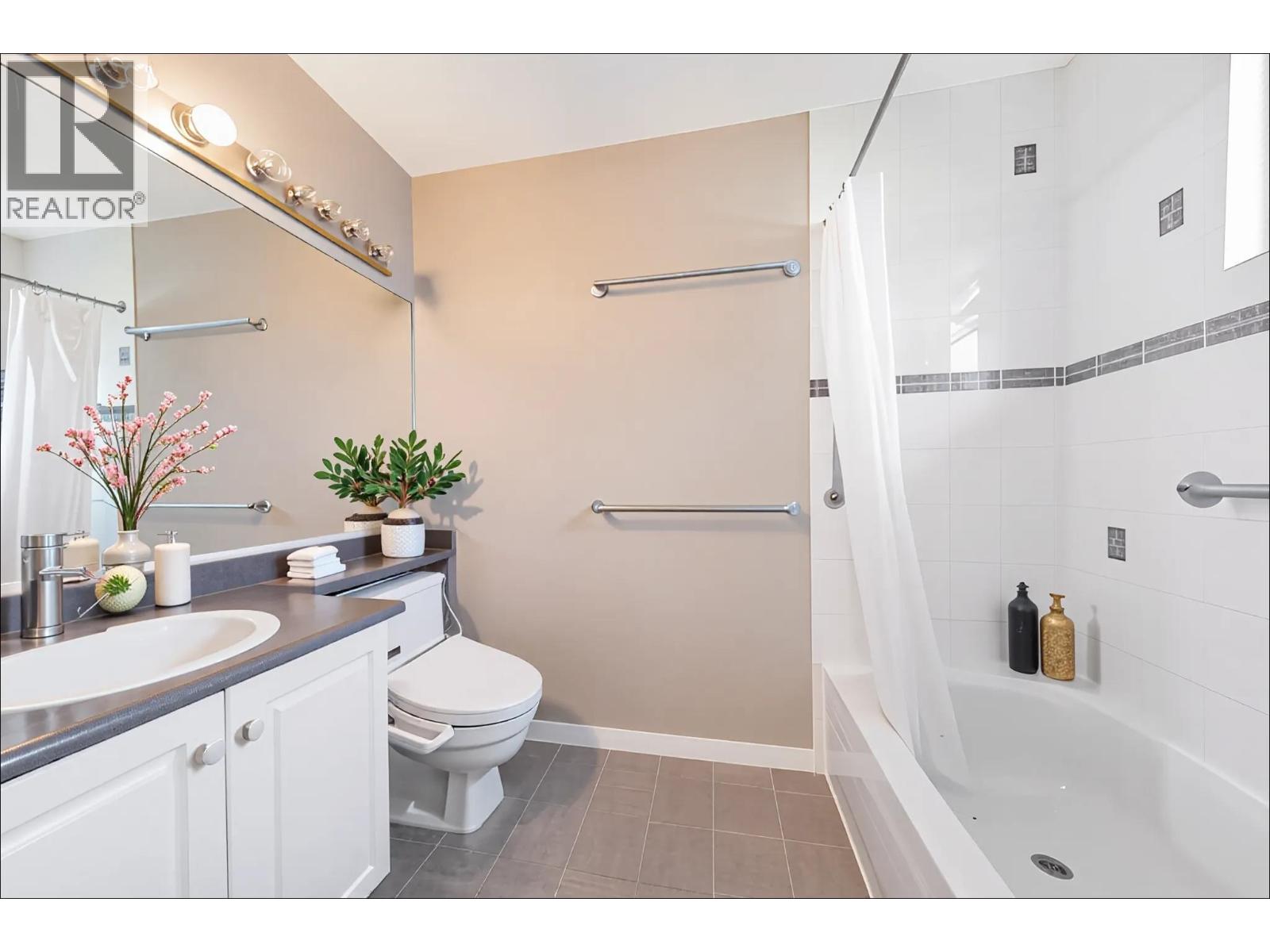 235 W 19th Street, North Vancouver, British Columbia  V7M 1X6 - Photo 21 - R3034450