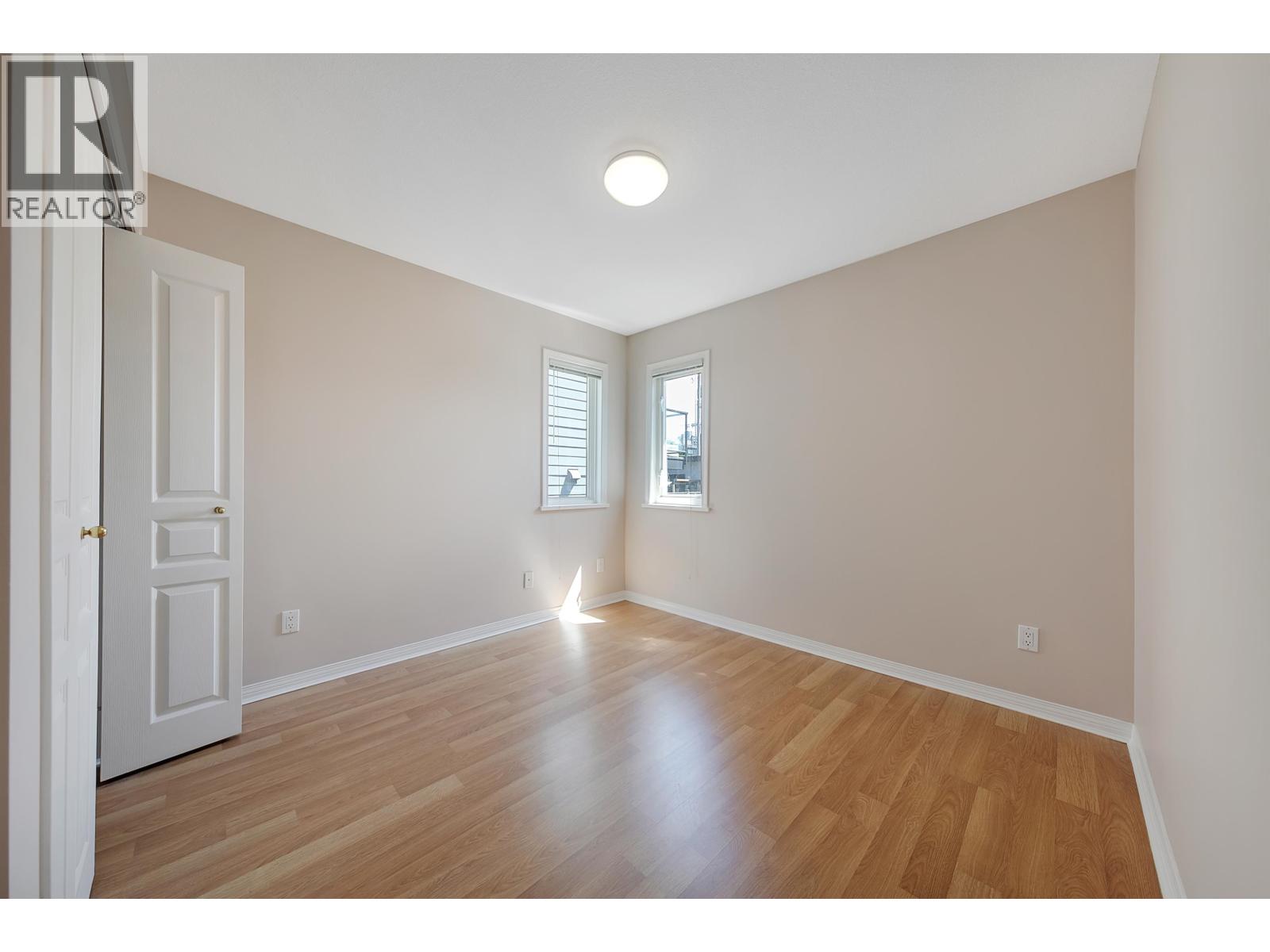 235 W 19th Street, North Vancouver, British Columbia  V7M 1X6 - Photo 25 - R3034450