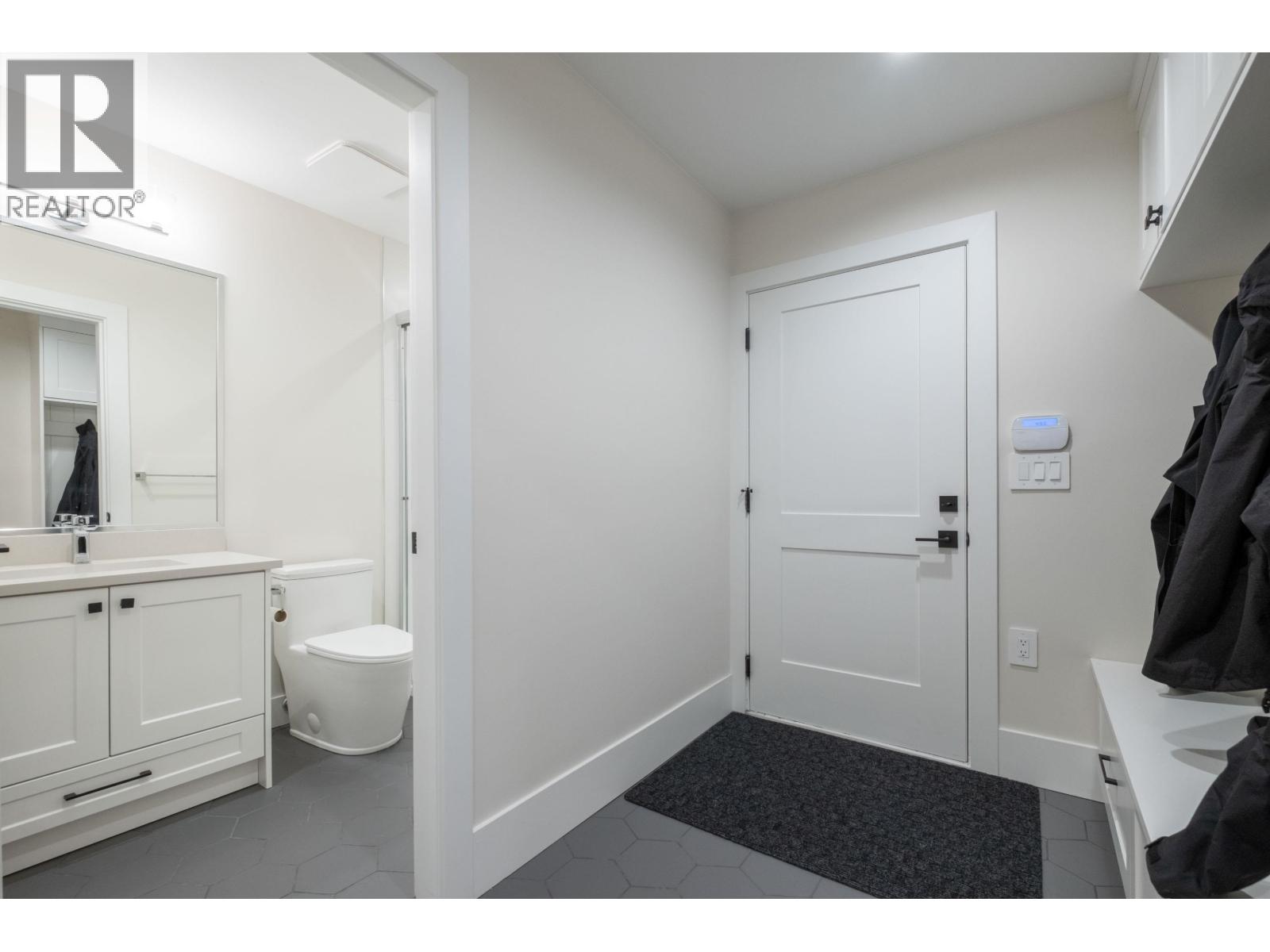 21996 Isaac Crescent, Maple Ridge, British Columbia  V2X 8N8 - Photo 35 - R3034462