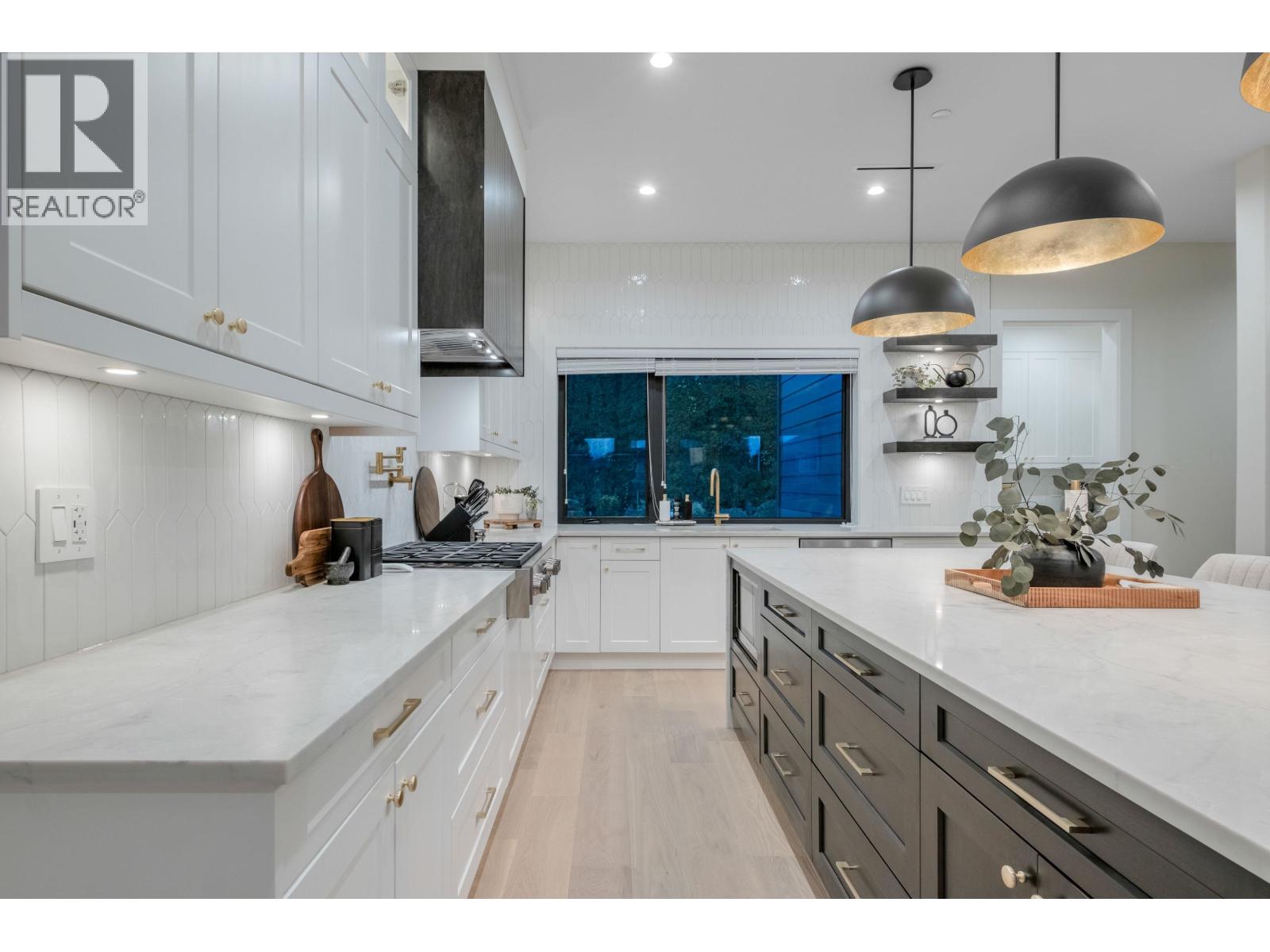 21996 Isaac Crescent, Maple Ridge, British Columbia  V2X 8N8 - Photo 9 - R3034462