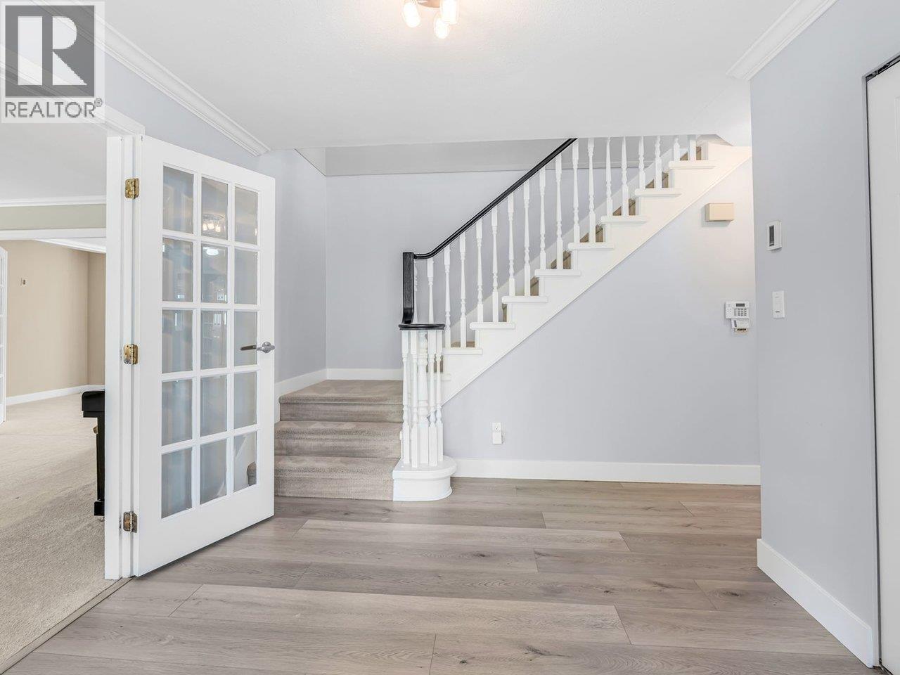 Property at 810 ENGLISH BLUFF ROAD image 4