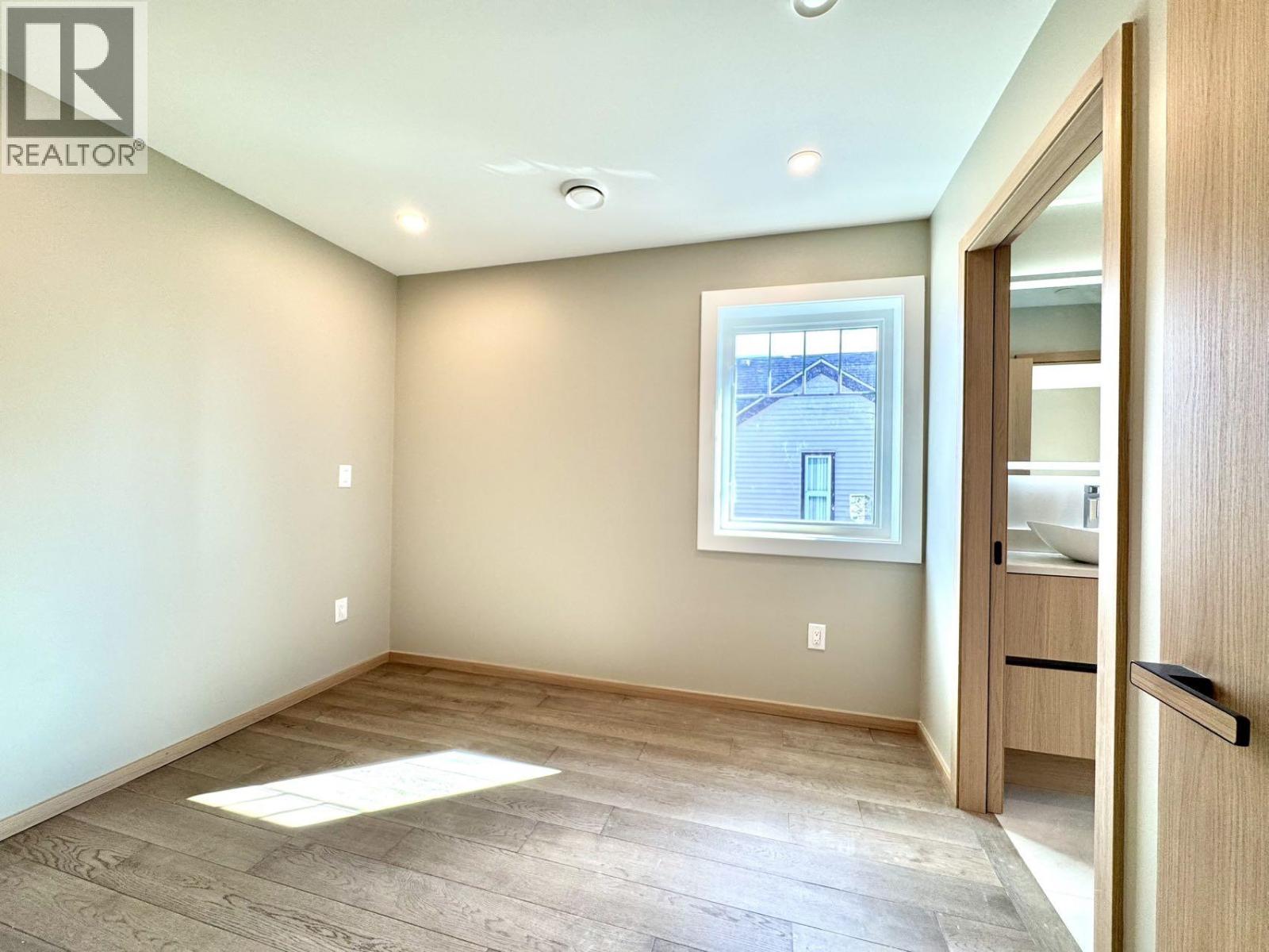 5226 Rupert Street, Vancouver, British Columbia  V5R 2K2 - Photo 7 - R3034534