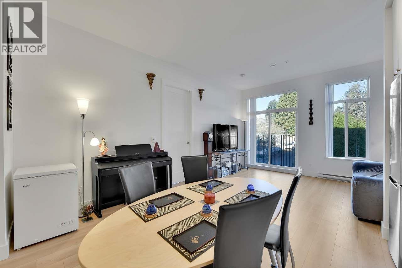 211 708 Edgar Avenue, Coquitlam, British Columbia  V3K 0H3 - Photo 4 - R3034425