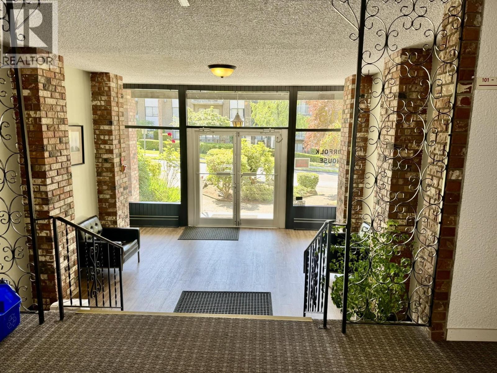 208 815 Fourth Avenue, New Westminster, British Columbia  V3M 1S8 - Photo 6 - R3034472