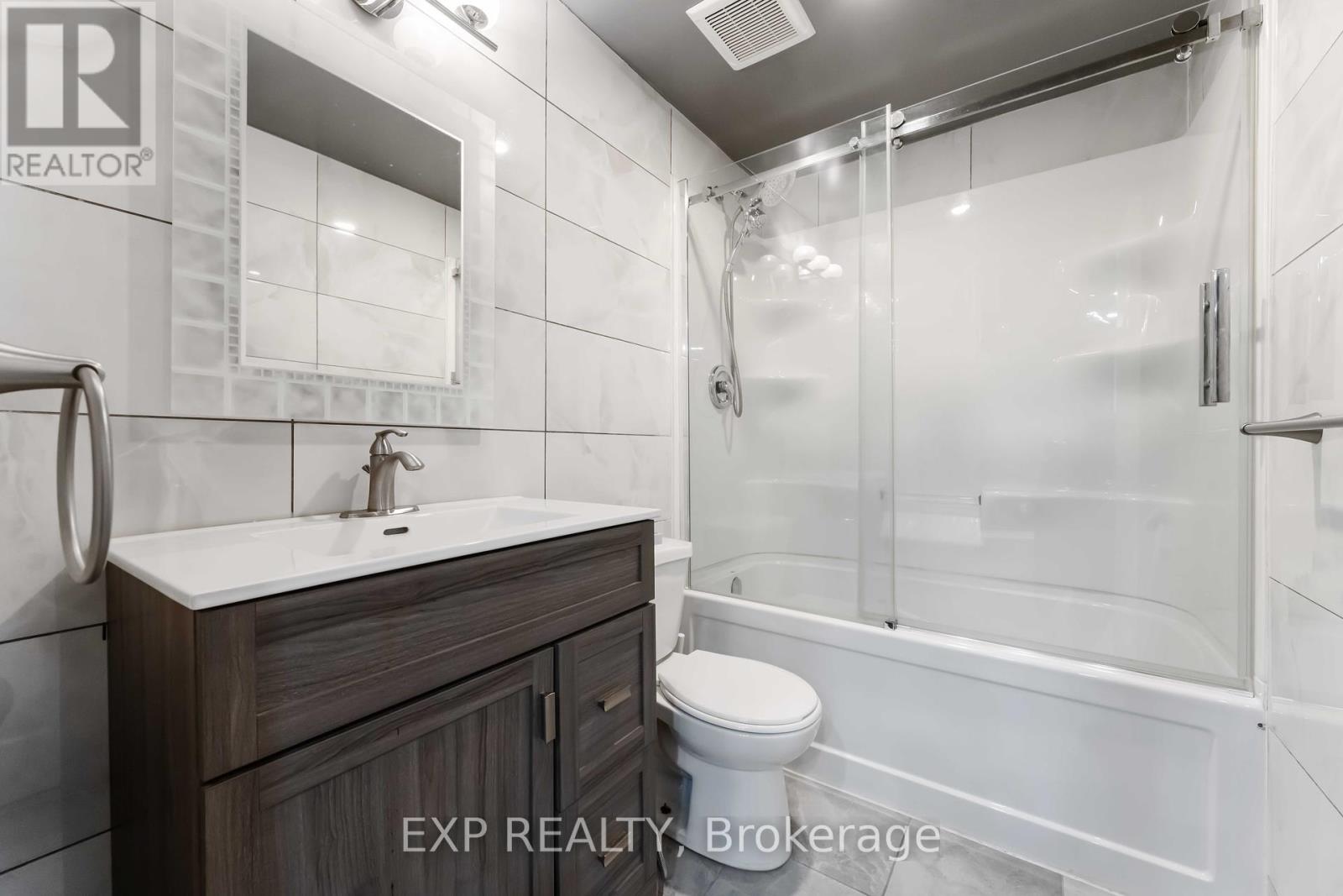 226 Par-La-Ville Circle, Ottawa, Ontario  K2S 0T6 - Photo 42 - X12328933