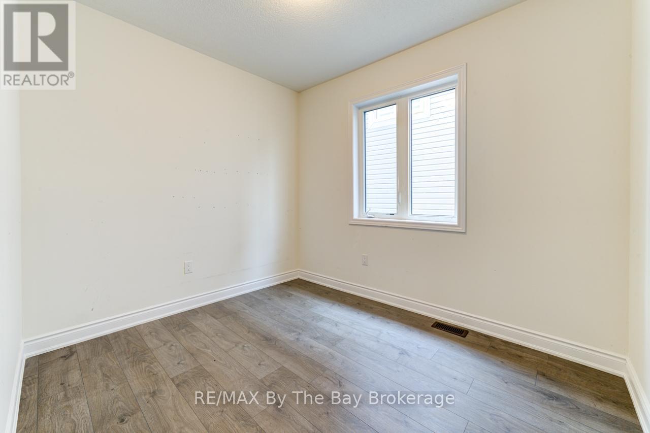 15 Union Boulevard, Wasaga Beach, Ontario  L9Z 0M6 - Photo 24 - S12328919