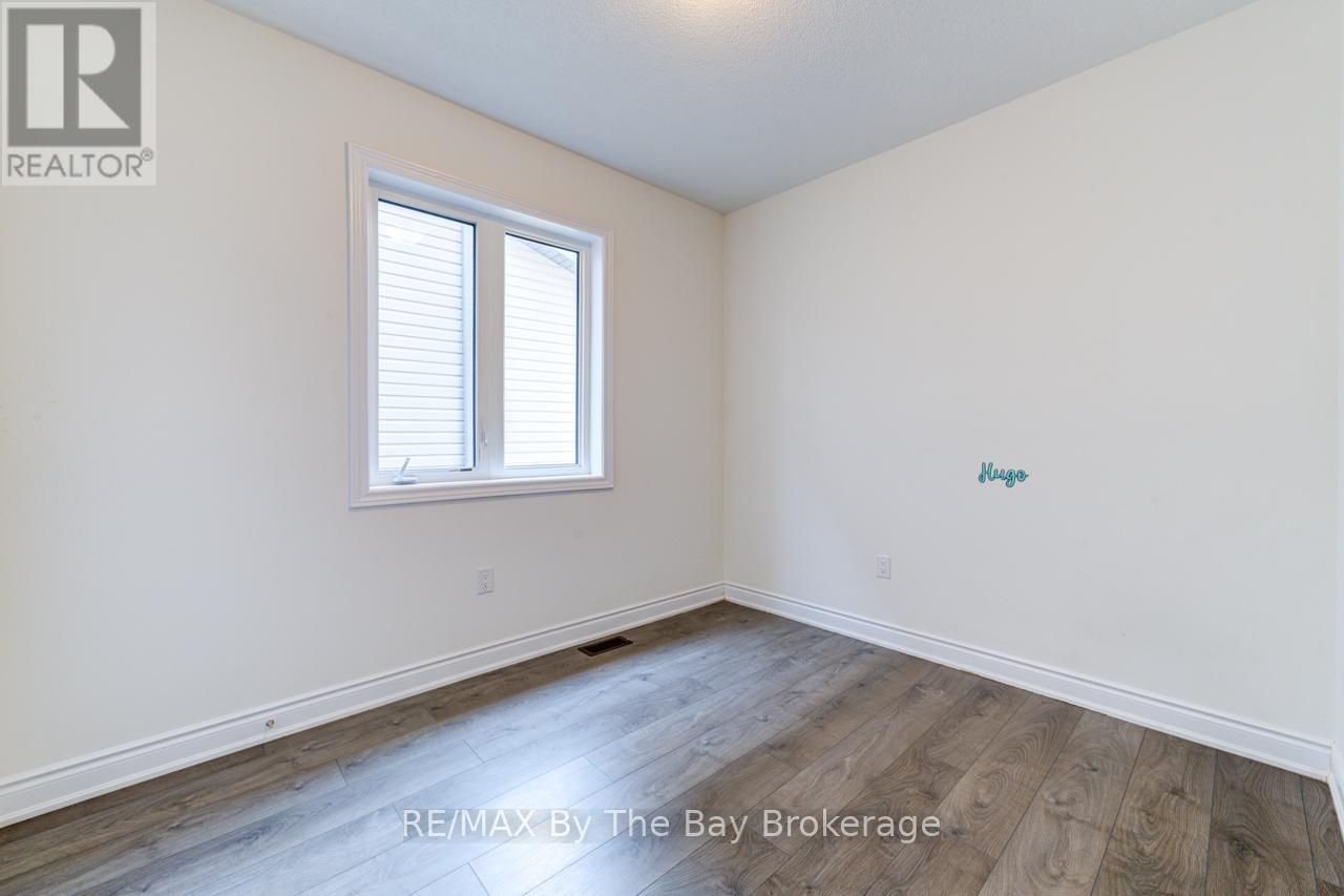 15 Union Boulevard, Wasaga Beach, Ontario  L9Z 0M6 - Photo 26 - S12328919
