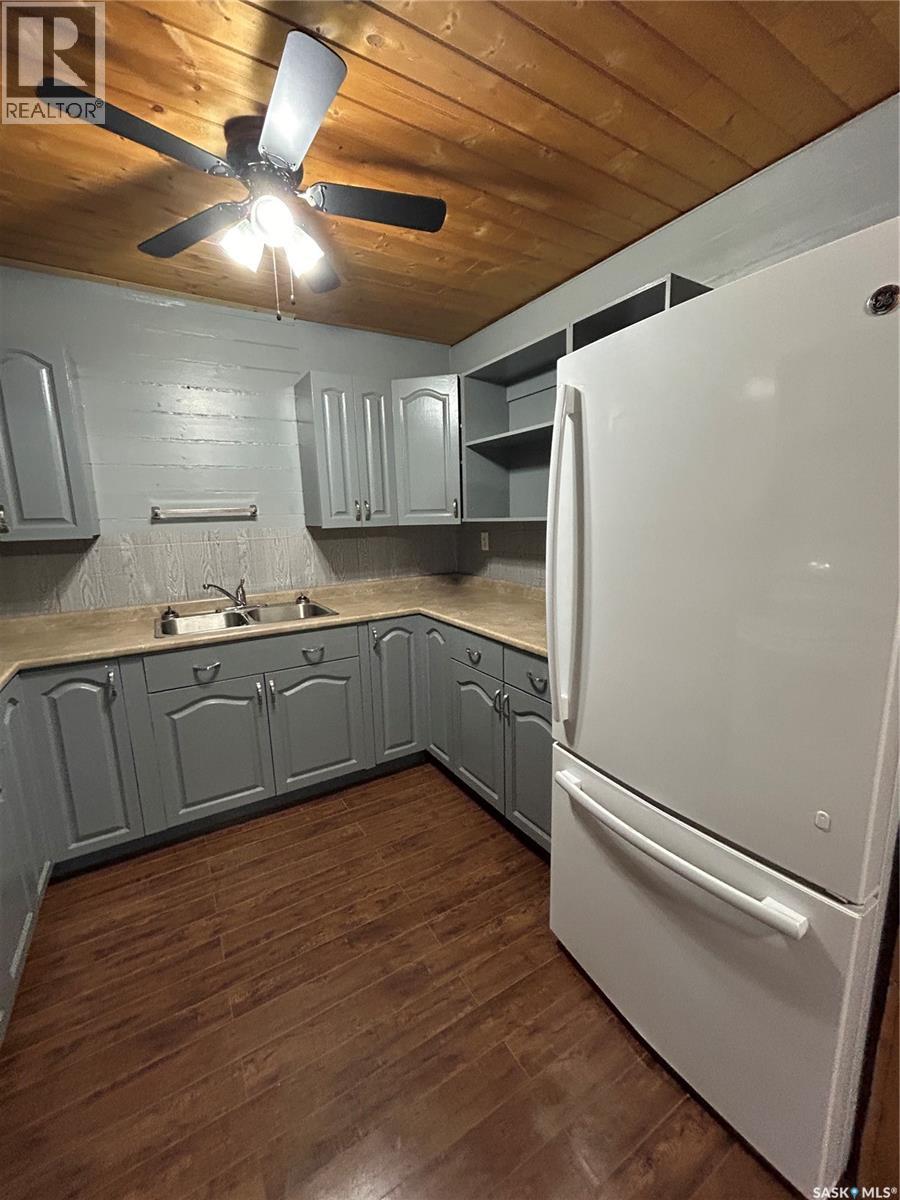 203 Prouse Street, Kelvington, Saskatchewan  S0A 1W0 - Photo 4 - SK014889