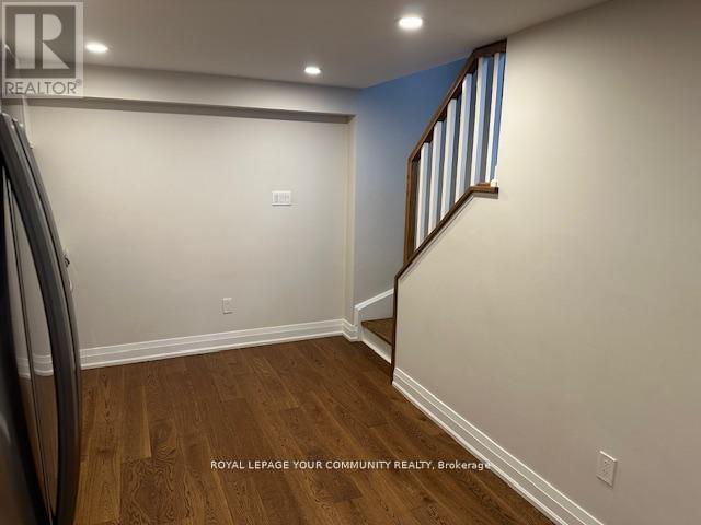 1 - 121 Prospect Street, Newmarket, Ontario  L3Y 3T7 - Photo 7 - N12328911
