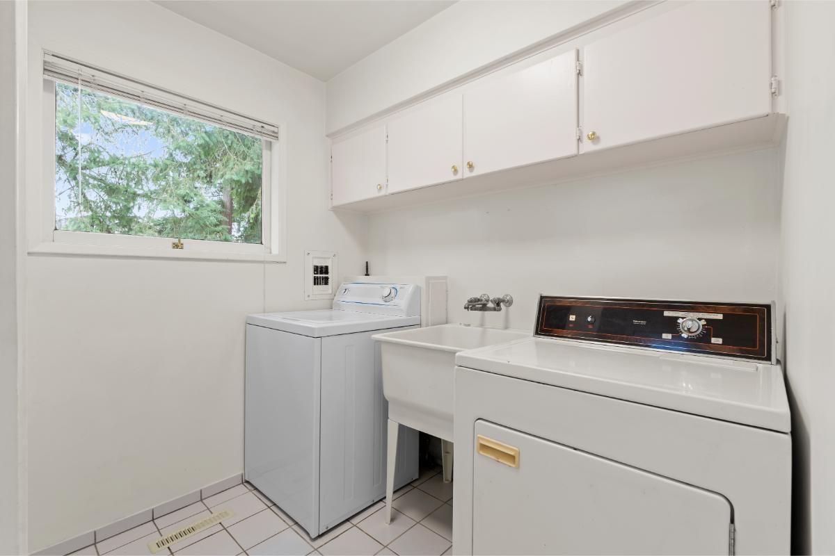 14054 Antrim Road, Surrey, British Columbia  V3R 5H7 - Photo 10 - R3034300