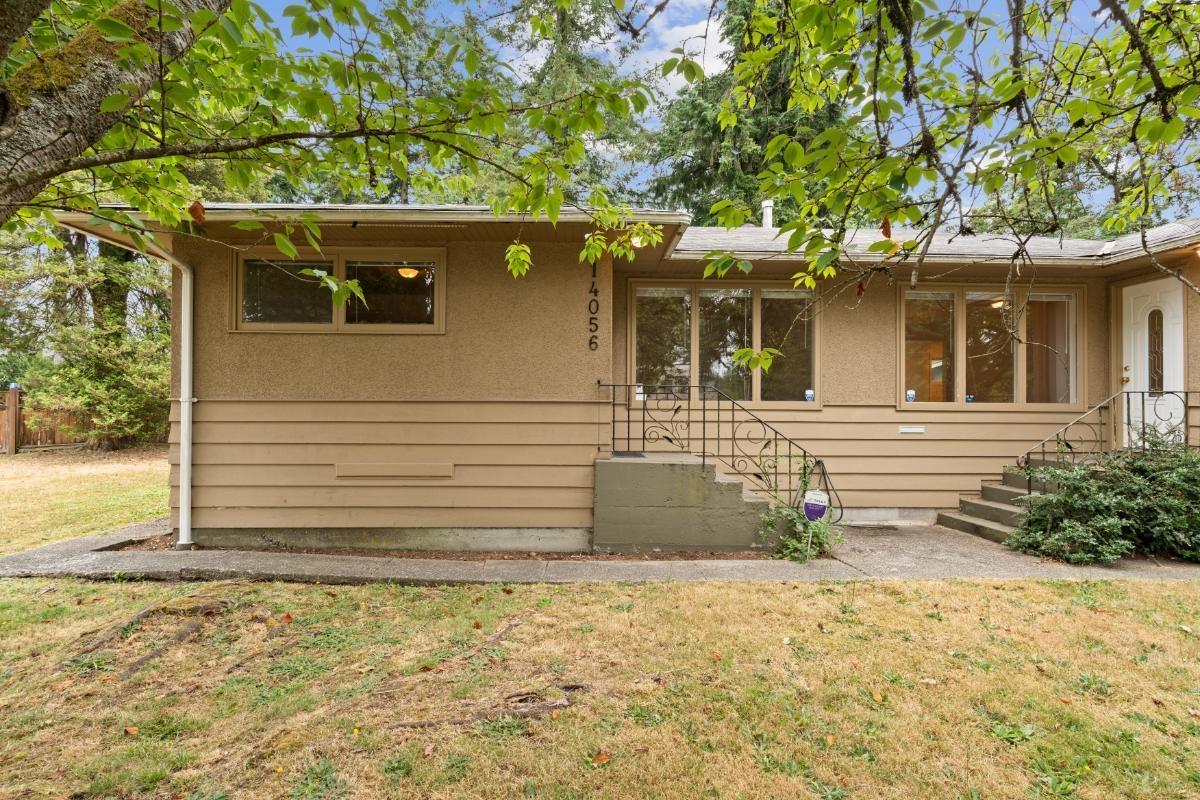 14054 Antrim Road, Surrey, British Columbia  V3R 5H7 - Photo 2 - R3034300