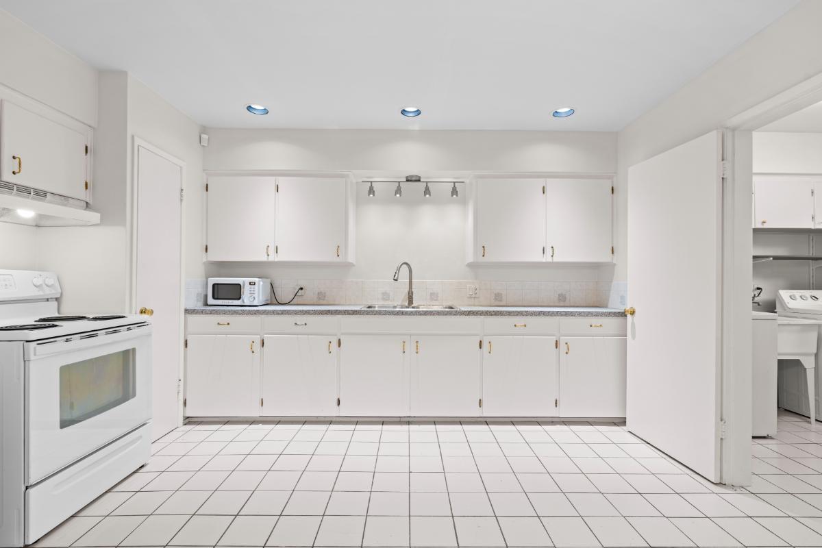 14054 Antrim Road, Surrey, British Columbia  V3R 5H7 - Photo 23 - R3034300