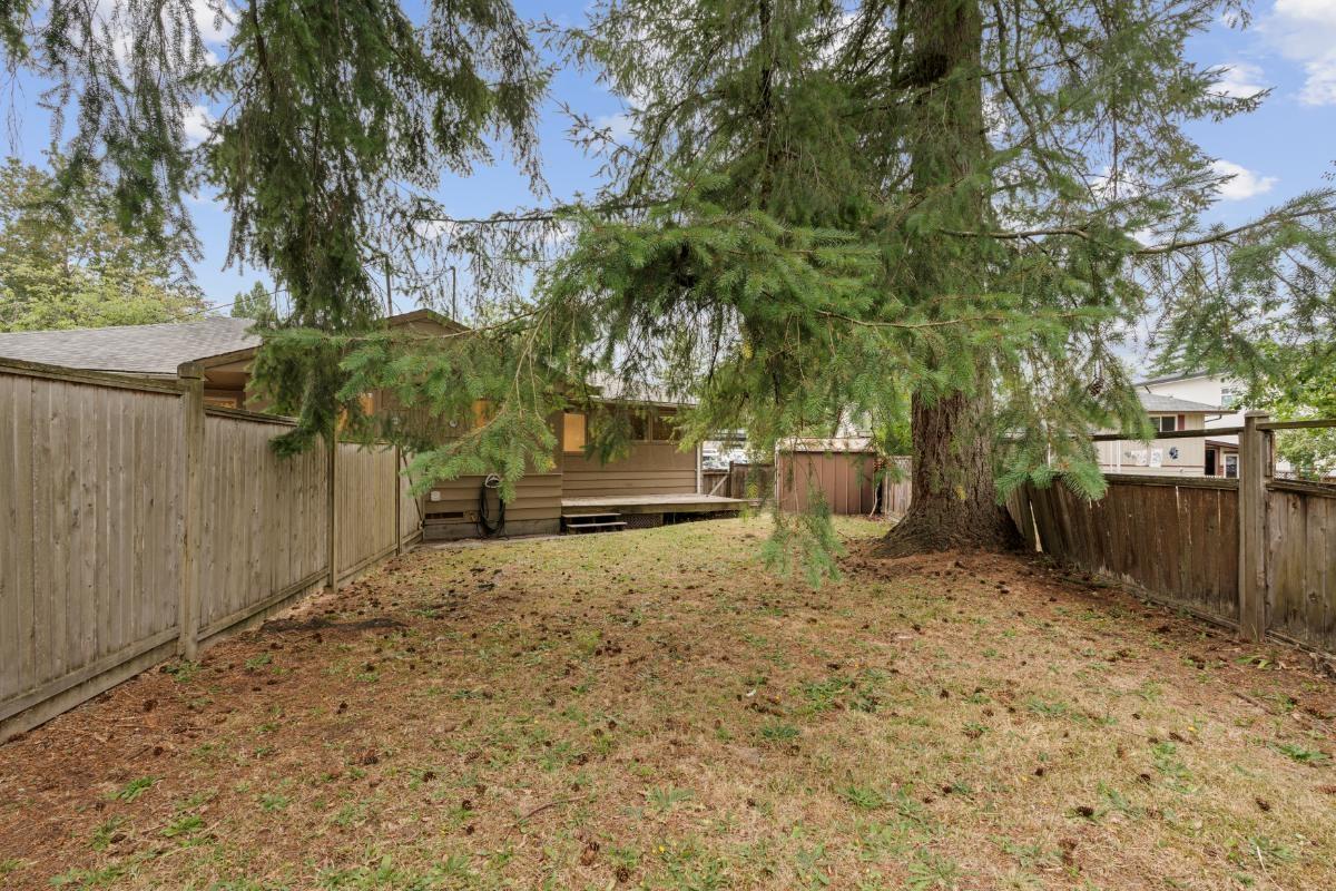 14054 Antrim Road, Surrey, British Columbia  V3R 5H7 - Photo 18 - R3034300