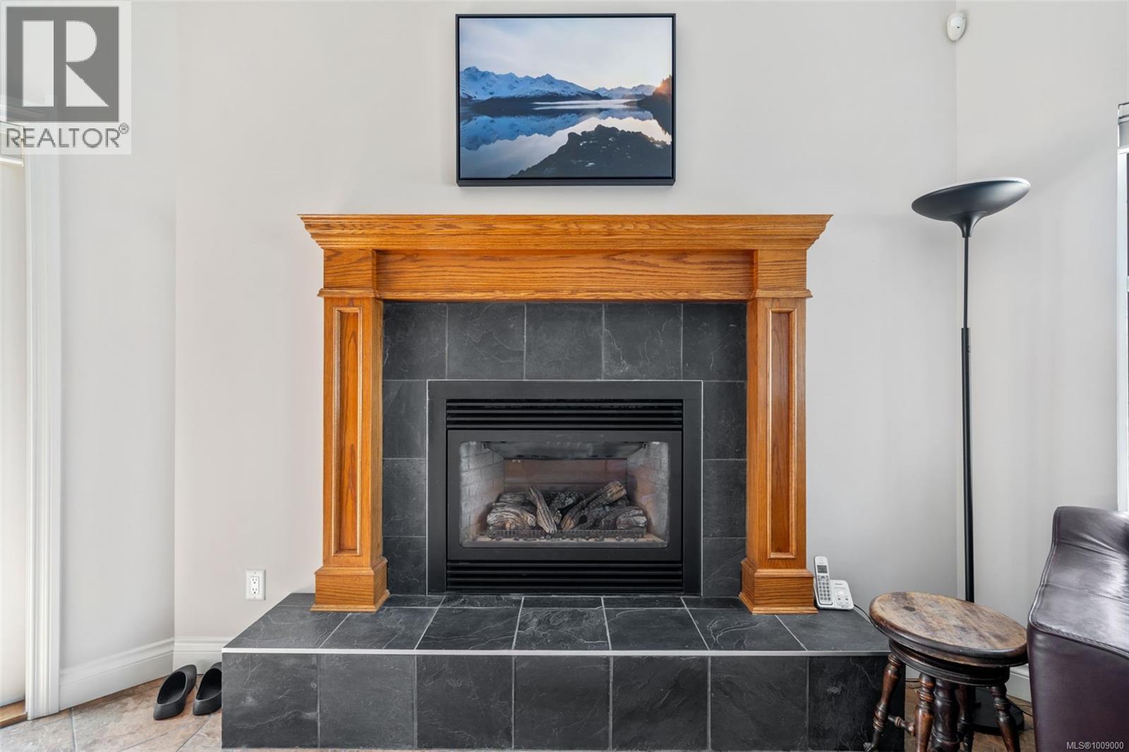 Property at 1286 Ocean View Dr image 1