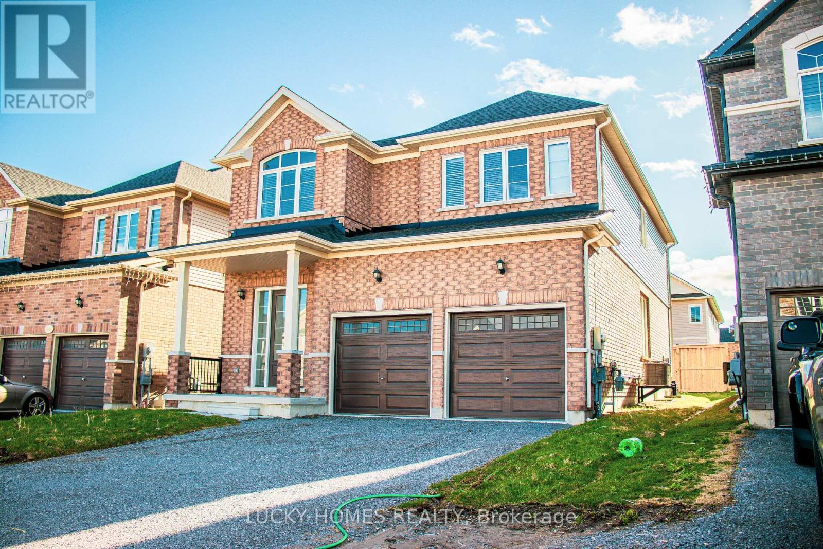 Property at 643 LEMAY GROVE image 3