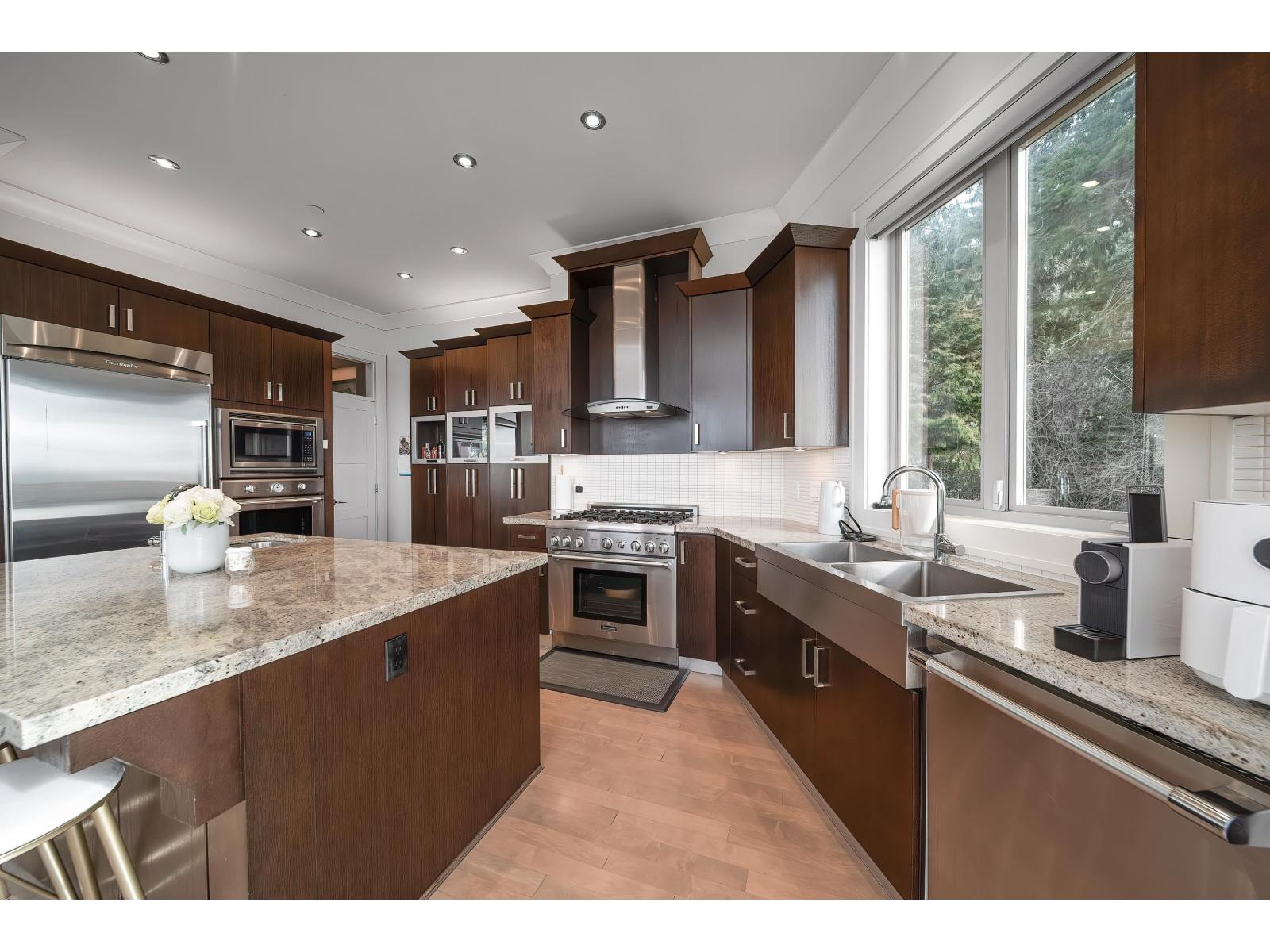 14533 Magdalen Avenue, White Rock, British Columbia  V4B 2X5 - Photo 15 - R3033915