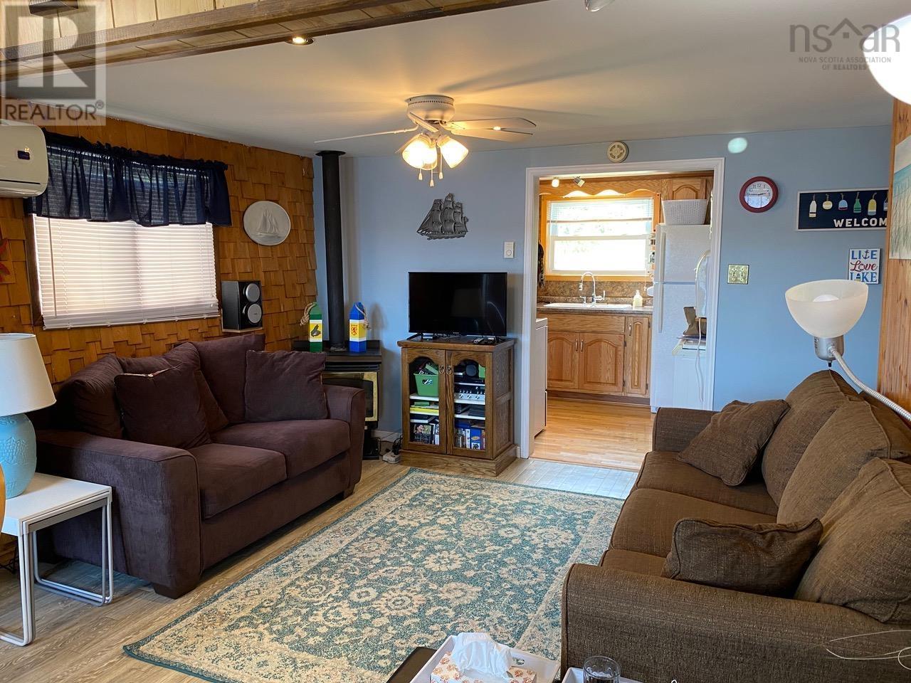 995 Fourchu Road,  Cape Breton Ns, Forchu, Nova Scotia  B1K 2E1 - Photo 13 - 202507035
