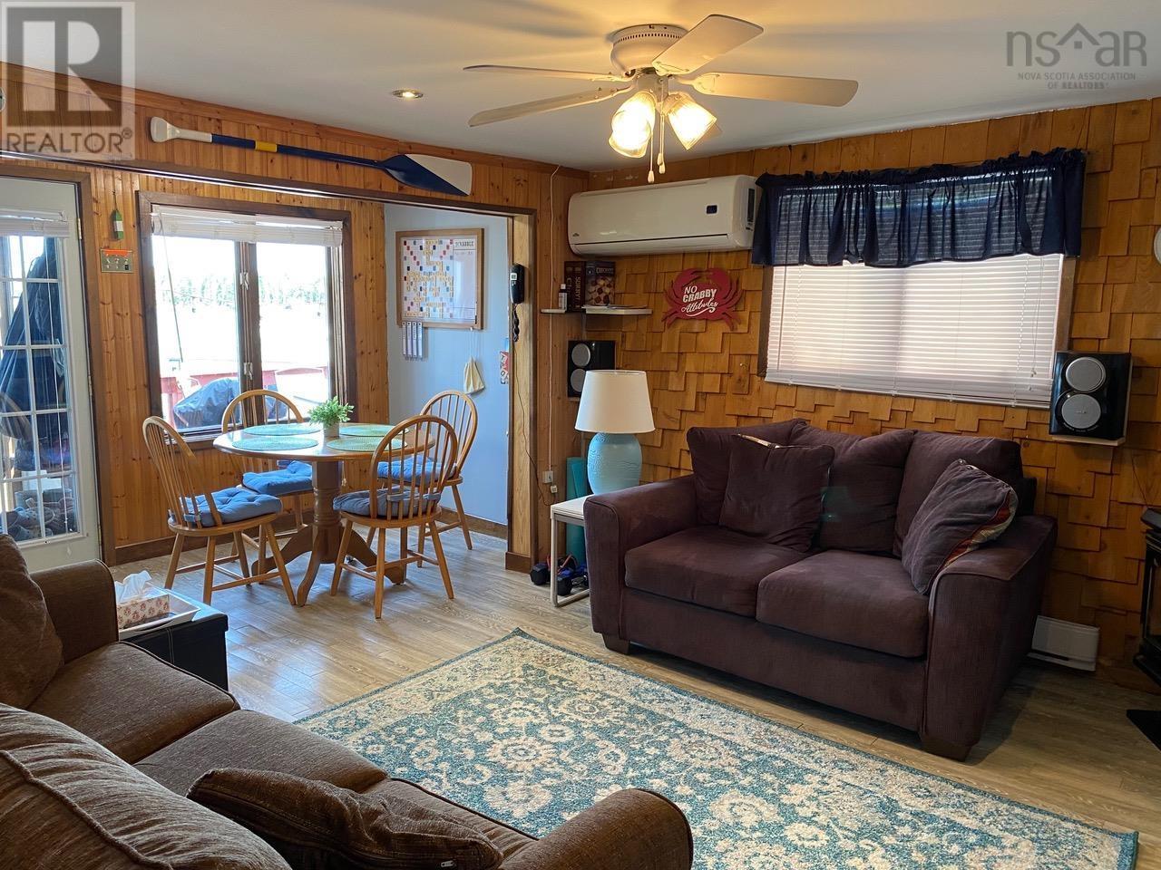 995 Fourchu Road,  Cape Breton Ns, Forchu, Nova Scotia  B1K 2E1 - Photo 15 - 202507035