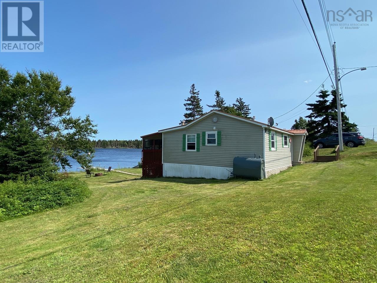 995 Fourchu Road,  Cape Breton Ns, Forchu, Nova Scotia  B1K 2E1 - Photo 4 - 202507035