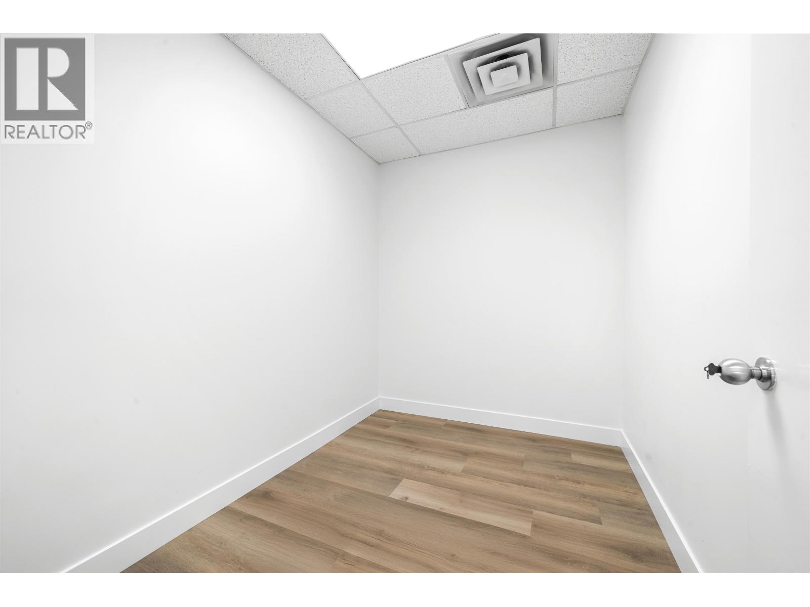 8920 Fraserton Court, Burnaby, British Columbia  V5J 5H8 - Photo 11 - C8071257