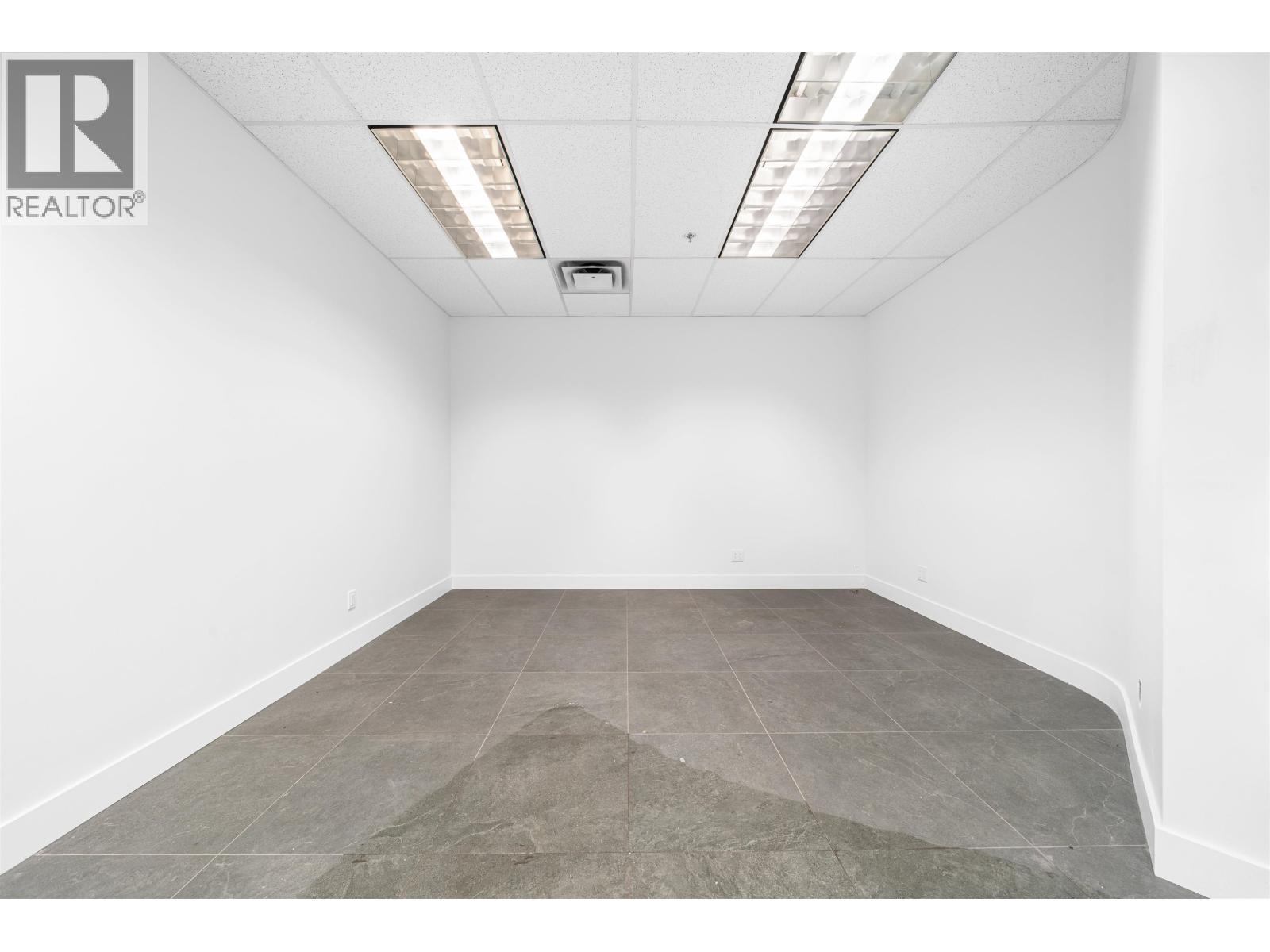 8920 Fraserton Court, Burnaby, British Columbia  V5J 5H8 - Photo 12 - C8071257