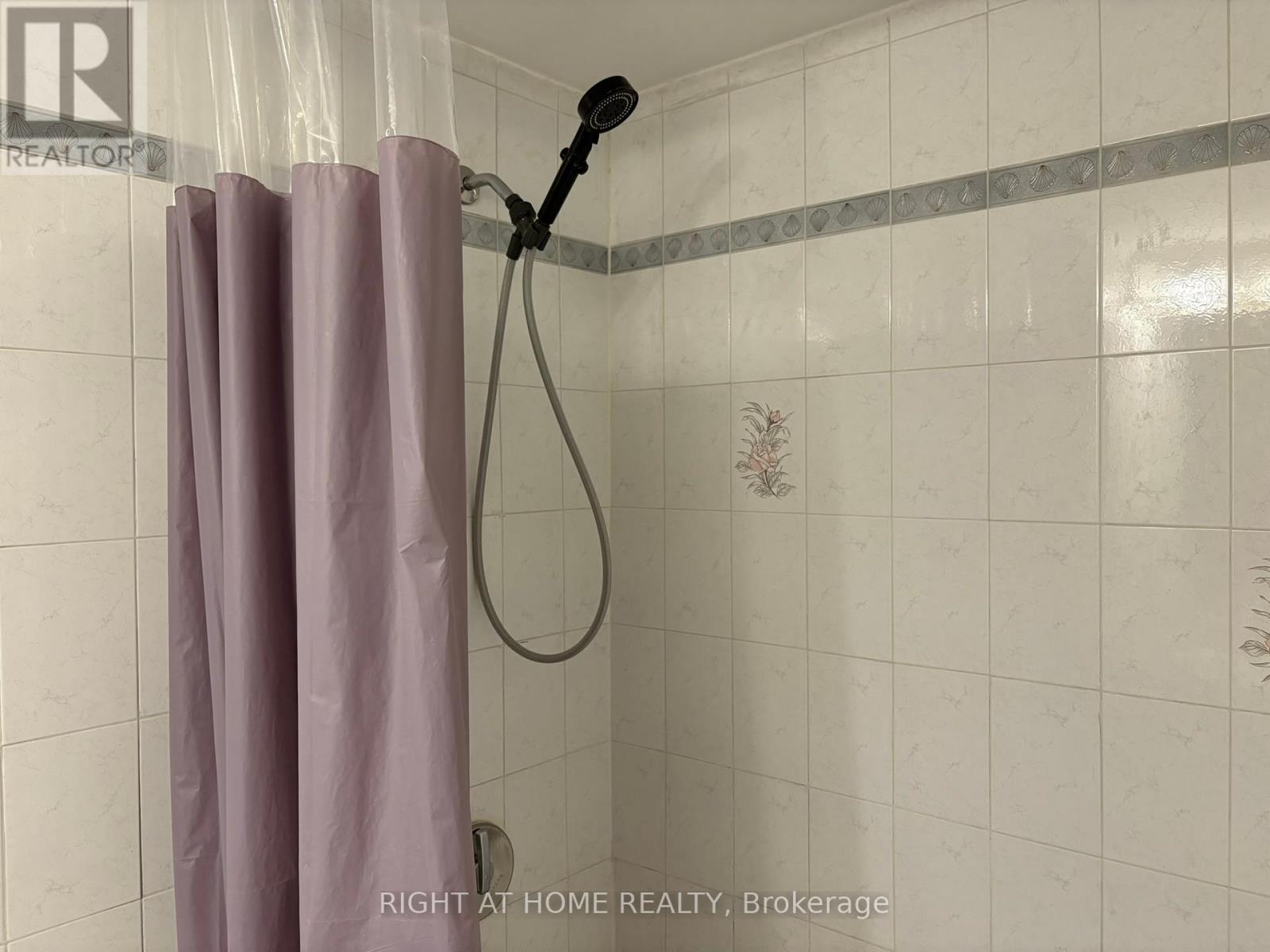 201 - 3460 Keele Street, Toronto, Ontario  M3J 1L9 - Photo 16 - W12328683
