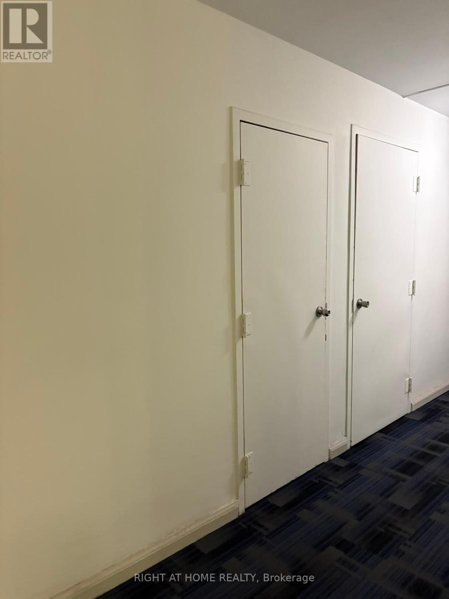 201 - 3460 Keele Street, Toronto, Ontario  M3J 1L9 - Photo 24 - W12328683