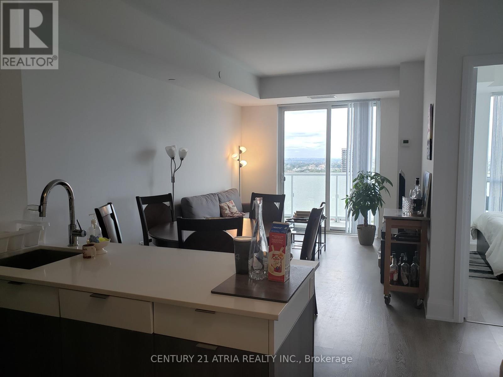 2915 - 101 Erskine Avenue, Toronto, Ontario  M4P 0C5 - Photo 4 - C12328392
