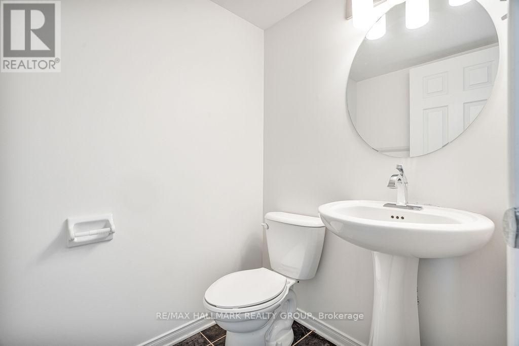 217 Vision Street, Ottawa, Ontario  K4M 0B5 - Photo 3 - X12328973