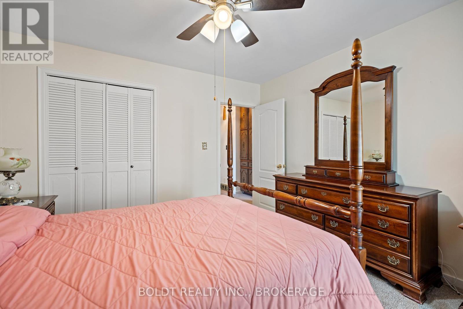 73 Dunkeld Avenue, St. Catharines, Ontario  L2M 4A8 - Photo 17 - X12329001