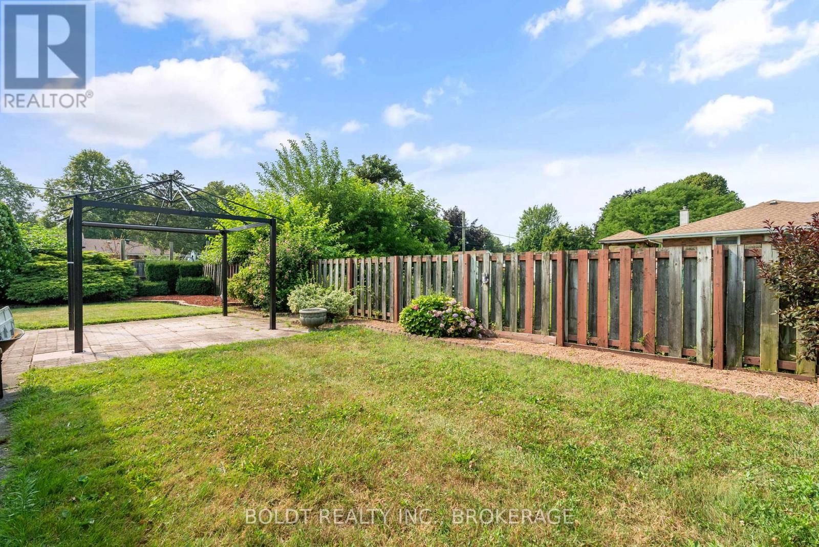 73 Dunkeld Avenue, St. Catharines, Ontario  L2M 4A8 - Photo 26 - X12329001