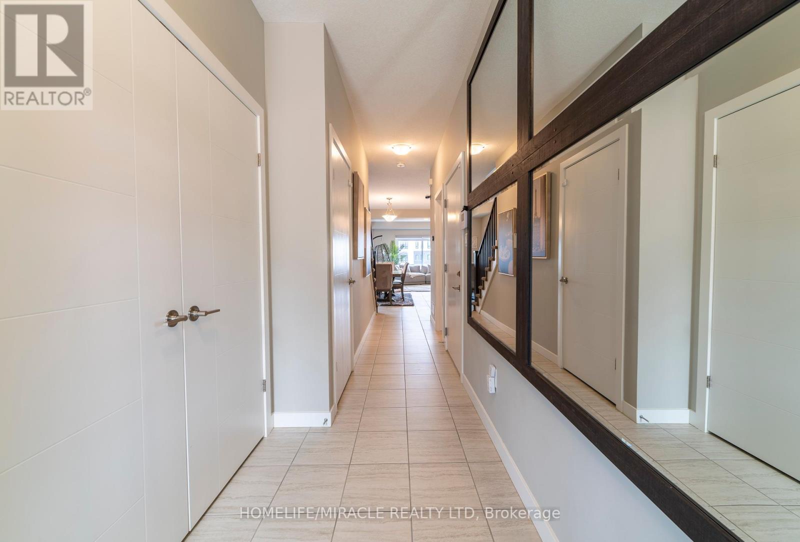 Property at 933 ROBERT FERRIE DRIVE image 4