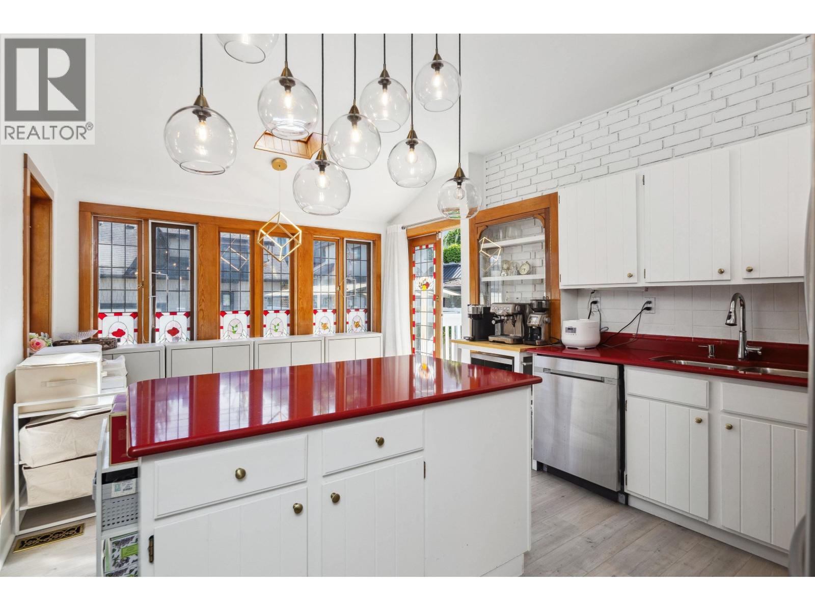 4190 W 11th Avenue, Vancouver, British Columbia  V6R 2L6 - Photo 11 - R3034508