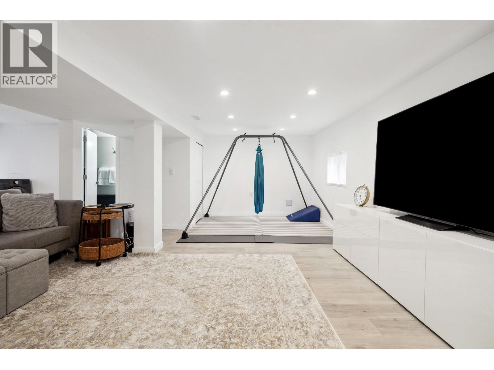 4190 W 11th Avenue, Vancouver, British Columbia  V6R 2L6 - Photo 30 - R3034508