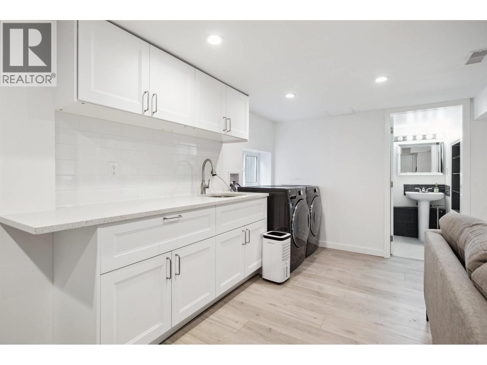4190 W 11th Avenue, Vancouver, British Columbia  V6R 2L6 - Photo 31 - R3034508