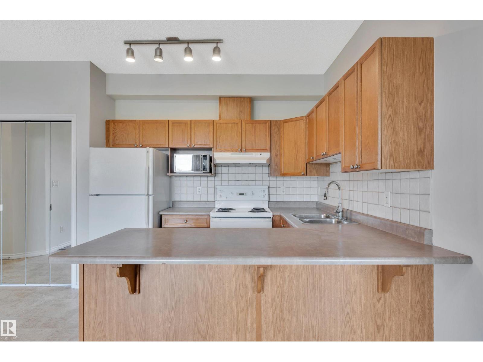 #308 10118 95 St Nw, Edmonton, Alberta  T5H 4R6 - Photo 5 - E4451520